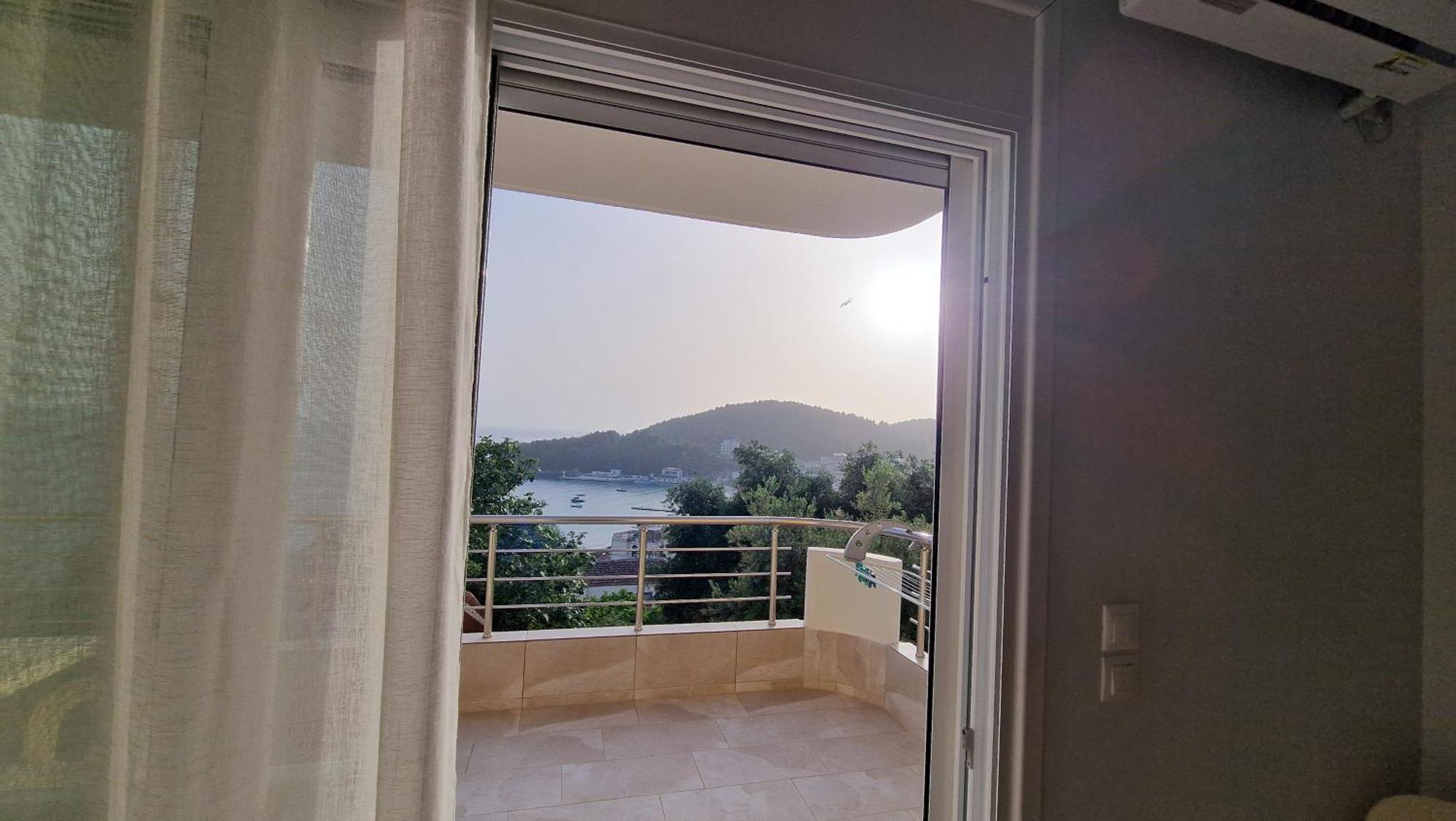 Horizon View Rooms Himare Exterior photo